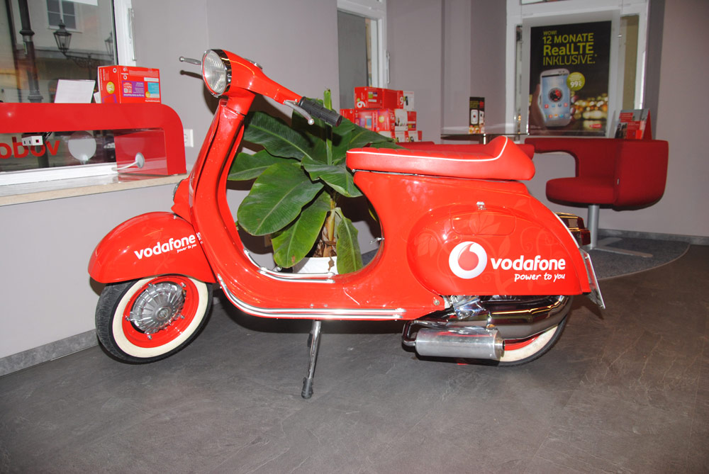Vodafone_Store_Wolfratshausen_roll